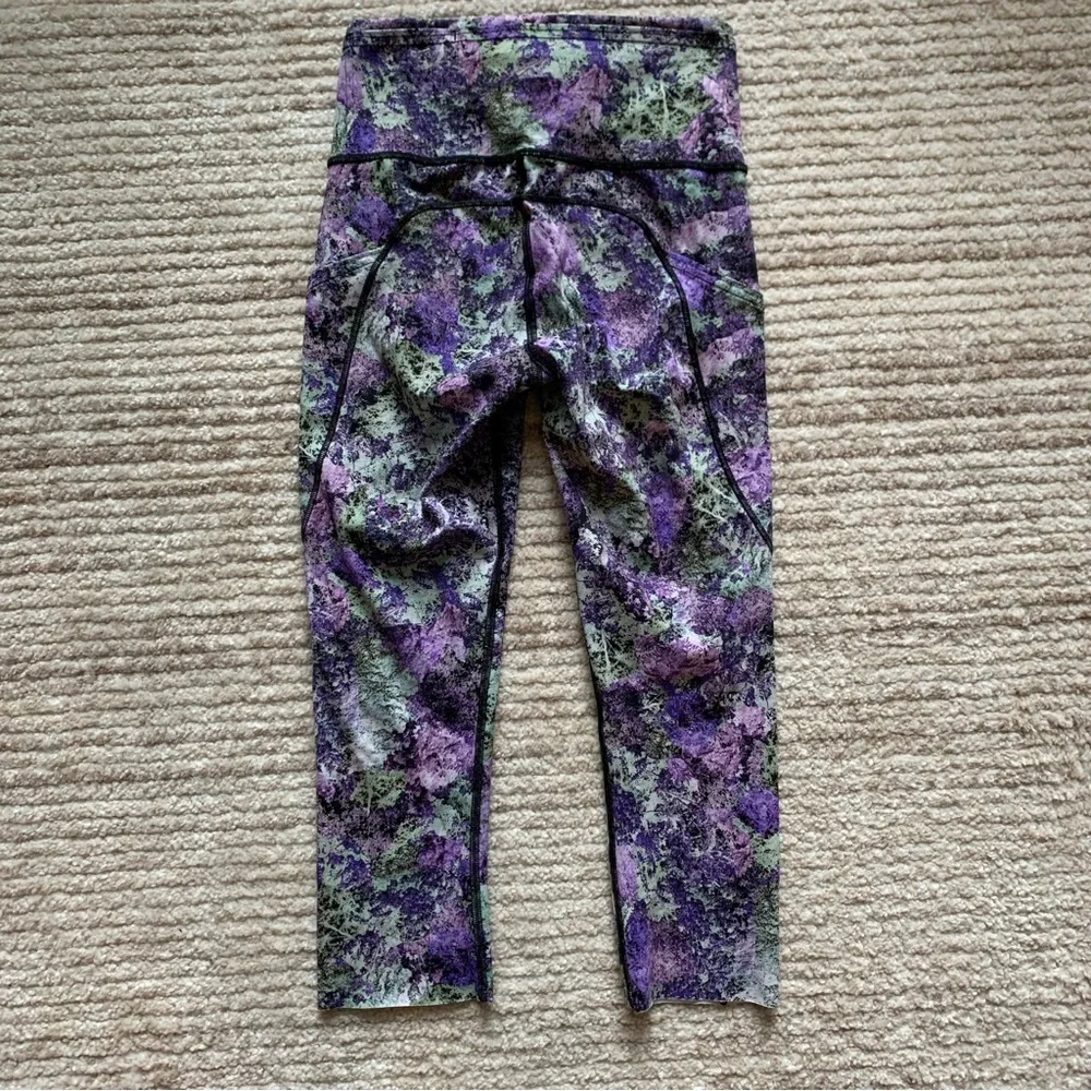 Lululemon Fast & Free Crop 19” Purple Size 4